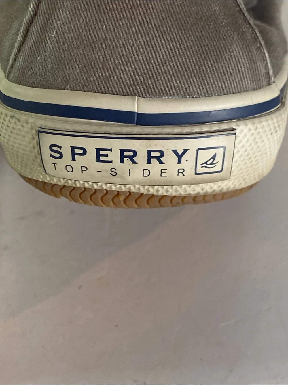 N/A sperry top